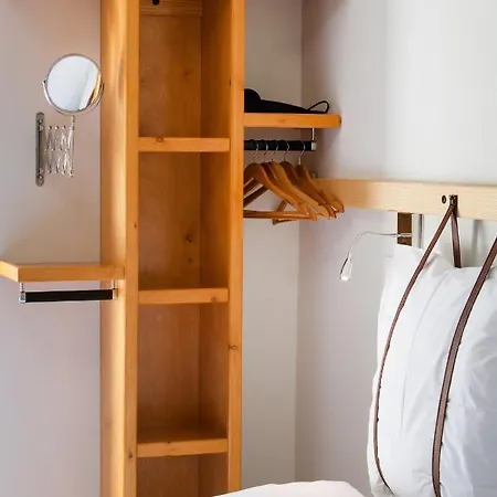 Nikolas Apartahotel 3*