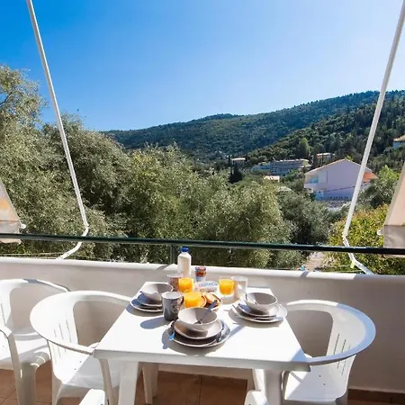 Apartahotel Nikolas 3*