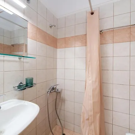 Nikolas Áyios Nikítas