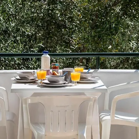 Apart Otel Nikolas